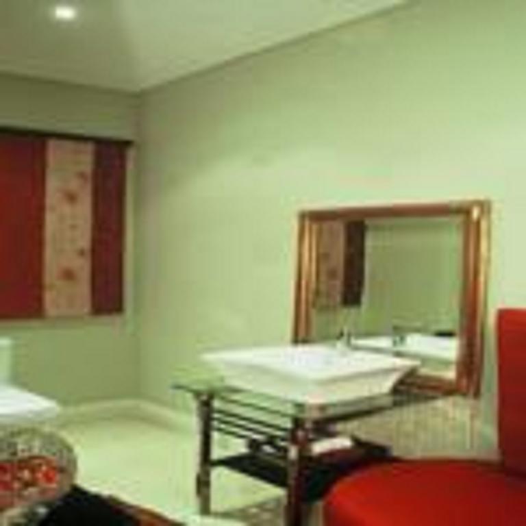 Atlantic Waves Guest House