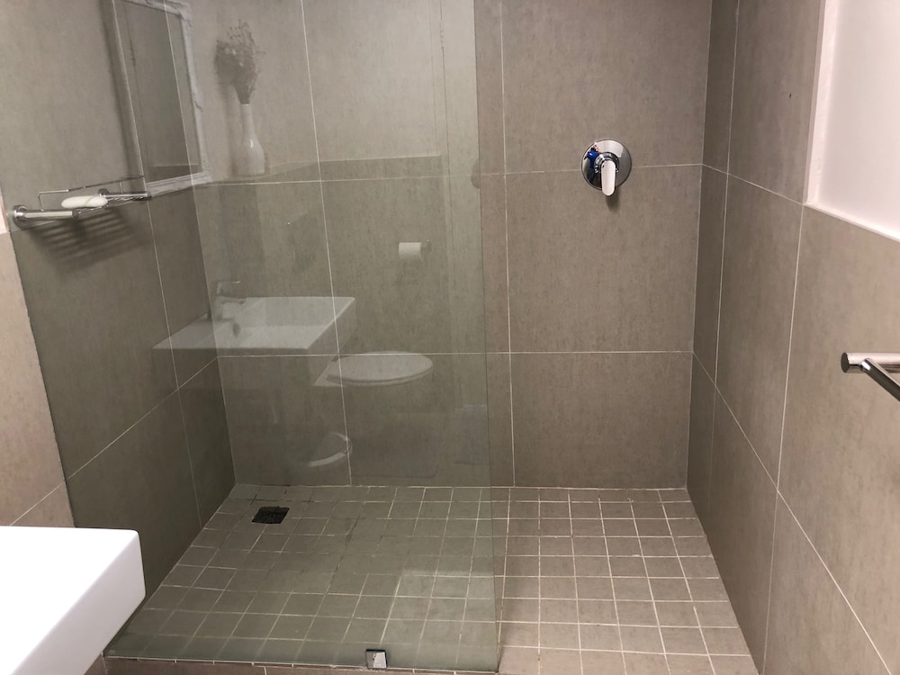 Bantry Retreat Adults Only
