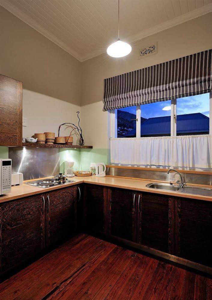 Barry Hall Luxury Apartments