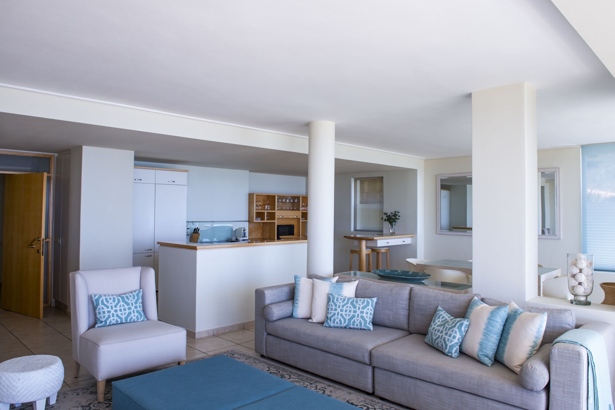 Bay Reflections Apartments