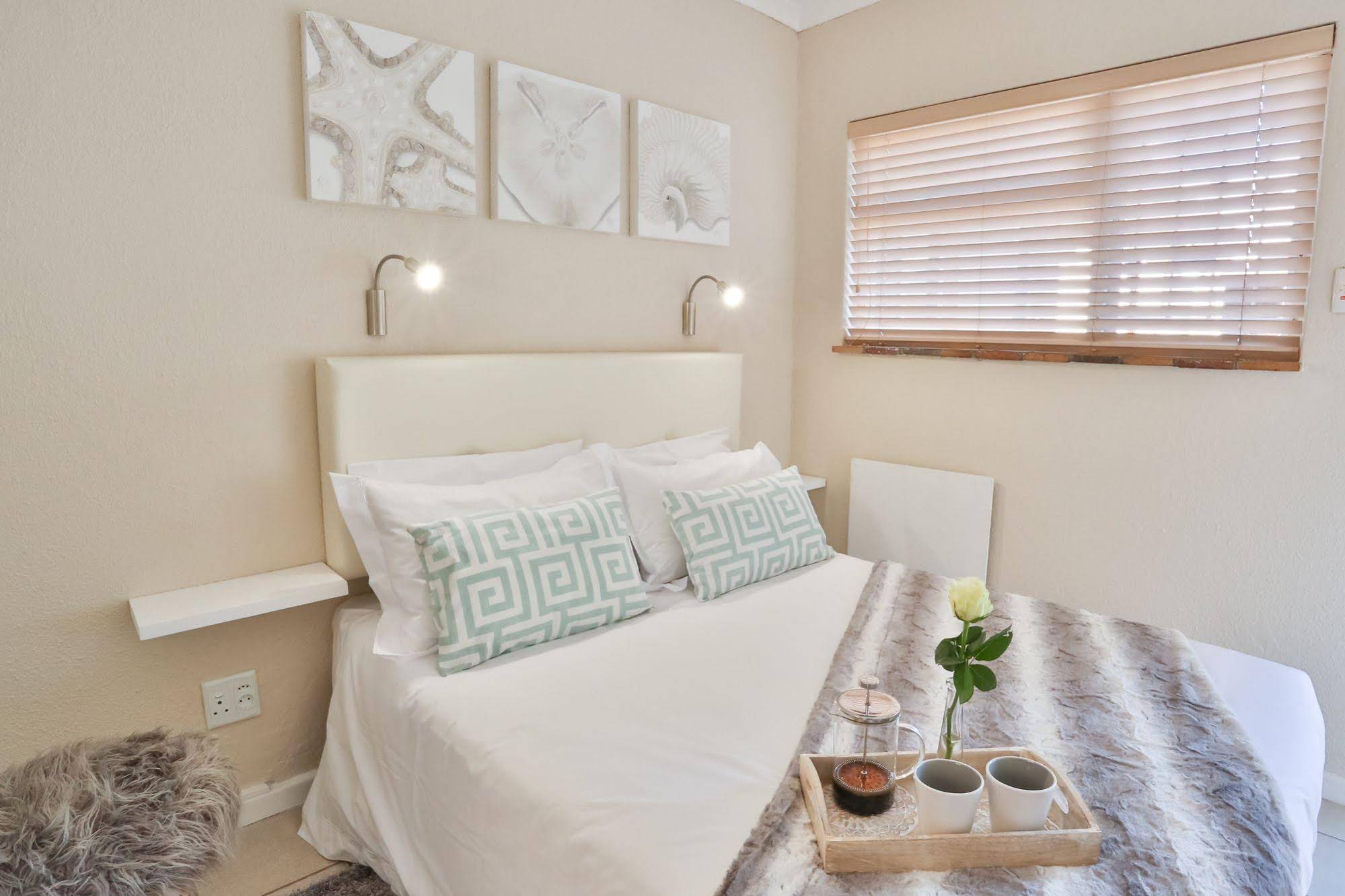 Baywatch Guest House