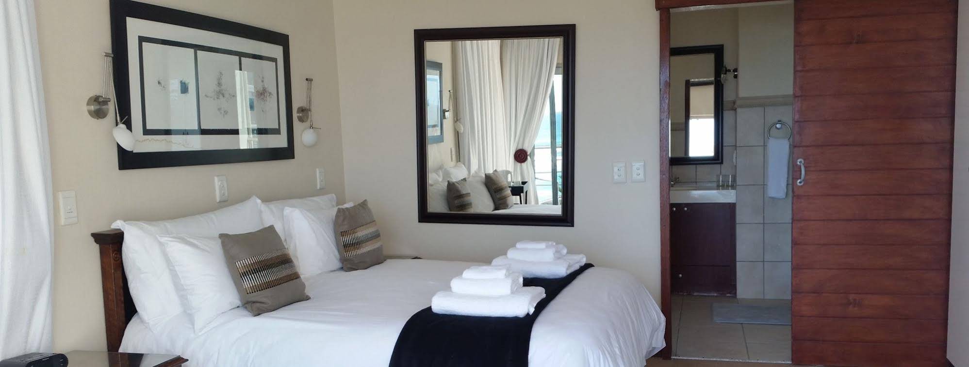 Blaauwvillage Luxury Boutique Guesthouse