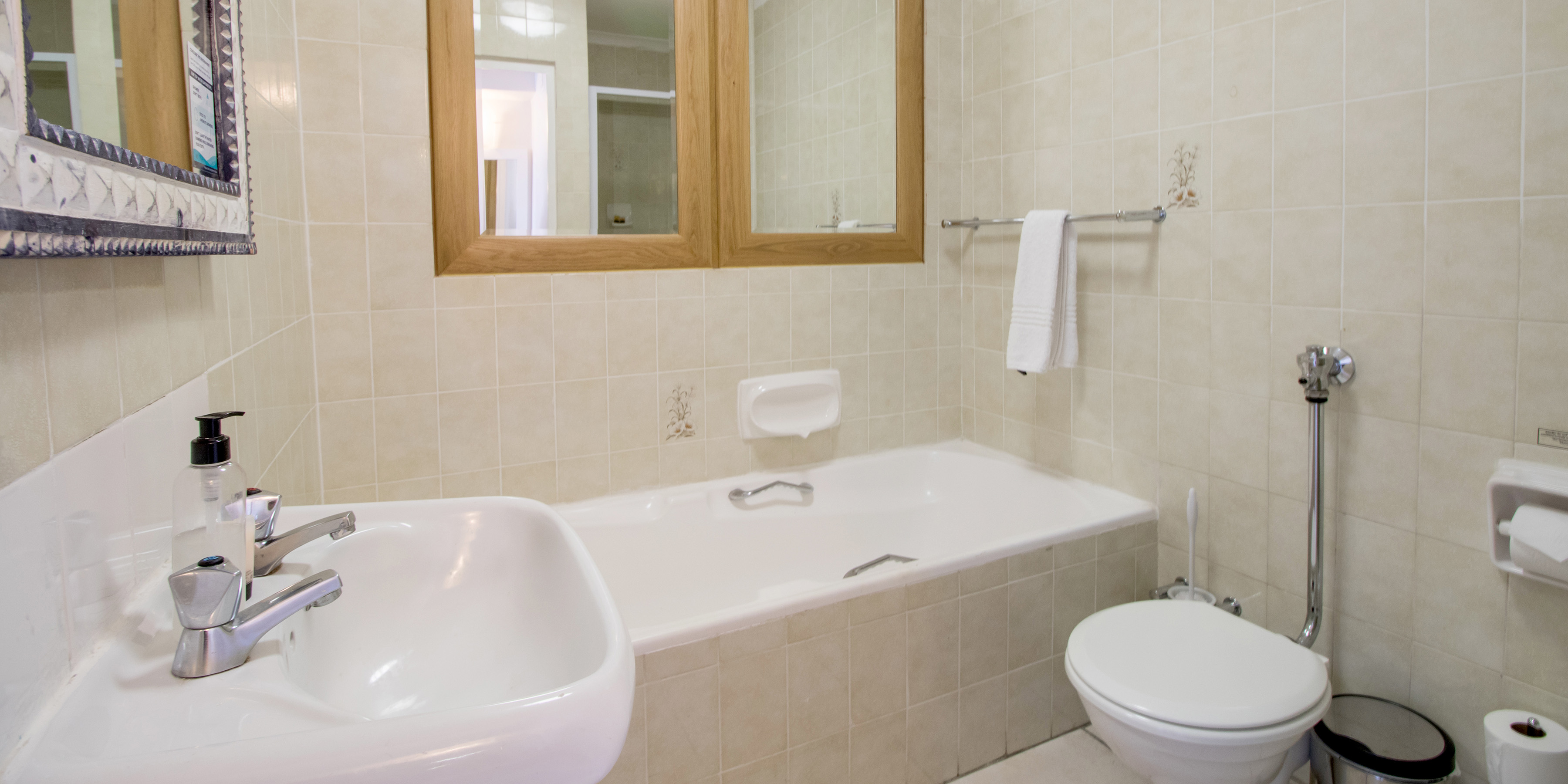 Camps Bay Village Apartments