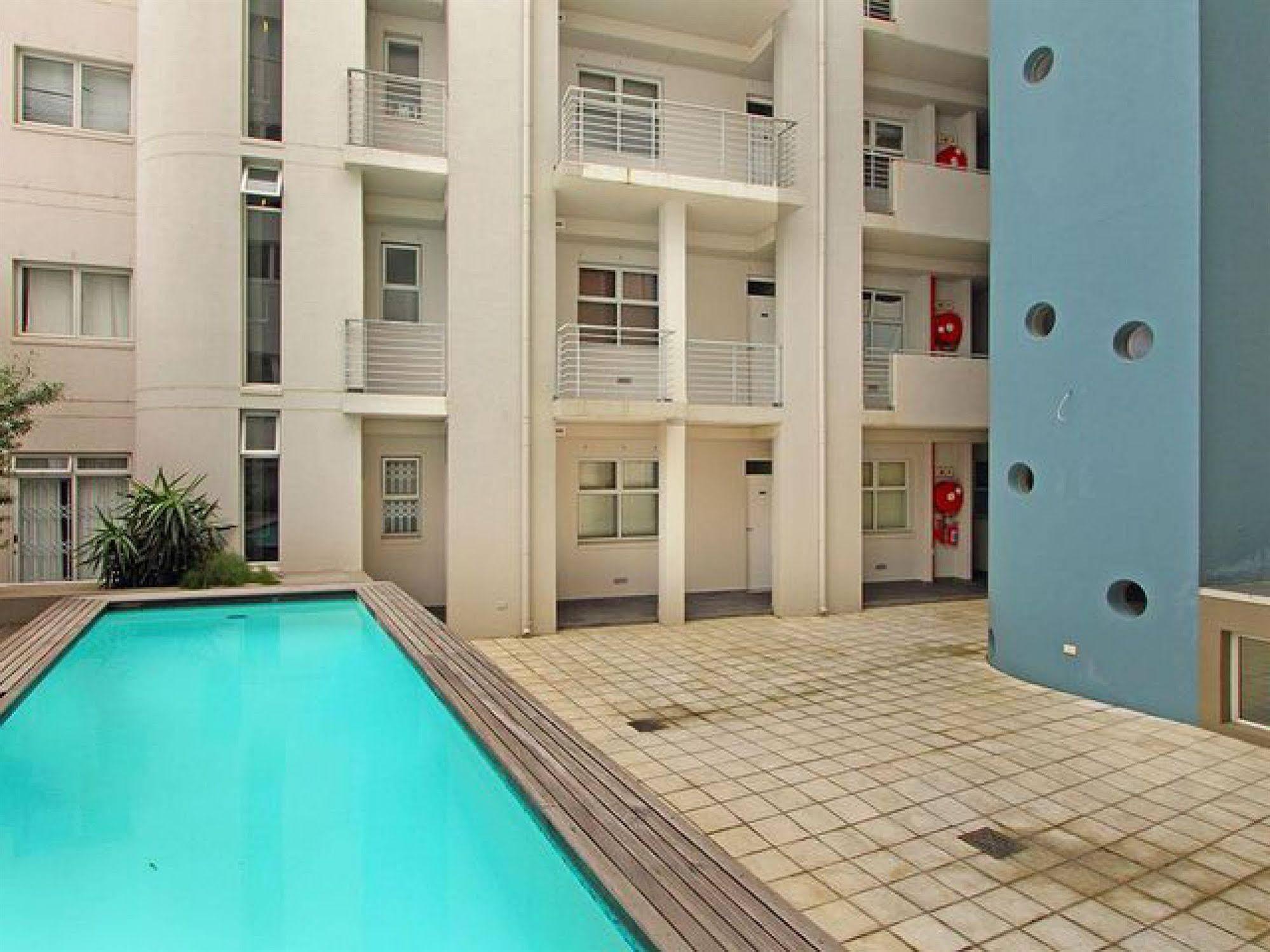 Canterbury 501 Apartment