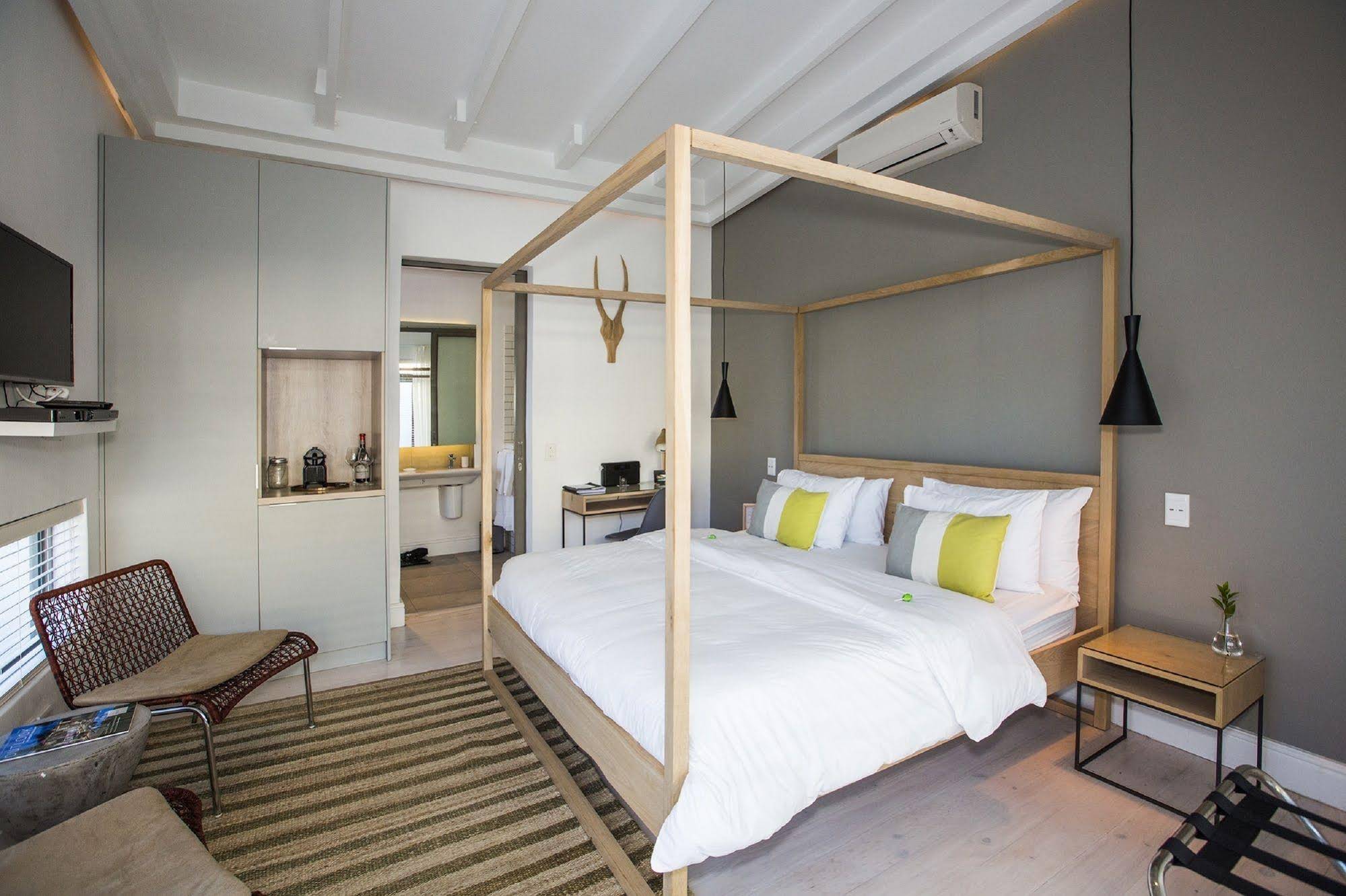 Cape Diem Lodge