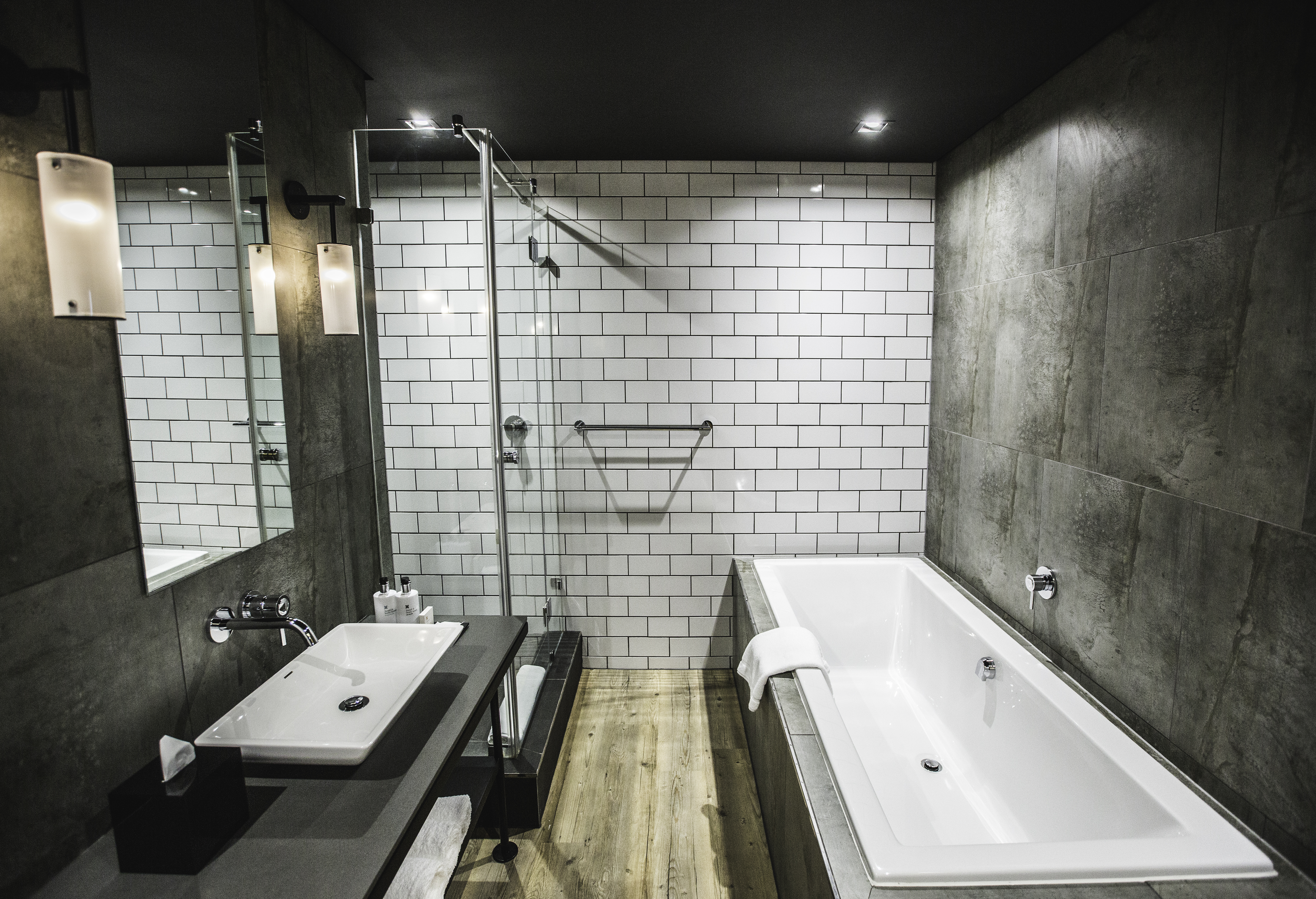 Century City Hotel Urban Square