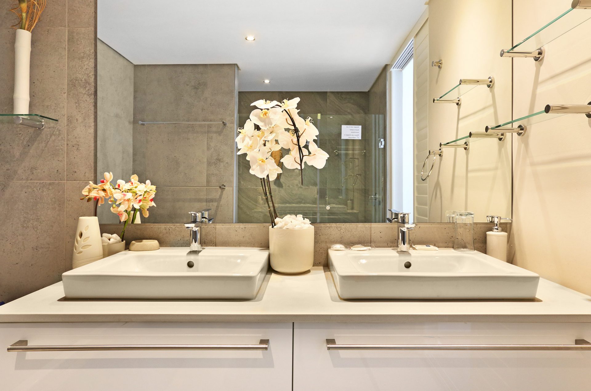 Chelsea Luxury Suites By TotalStay