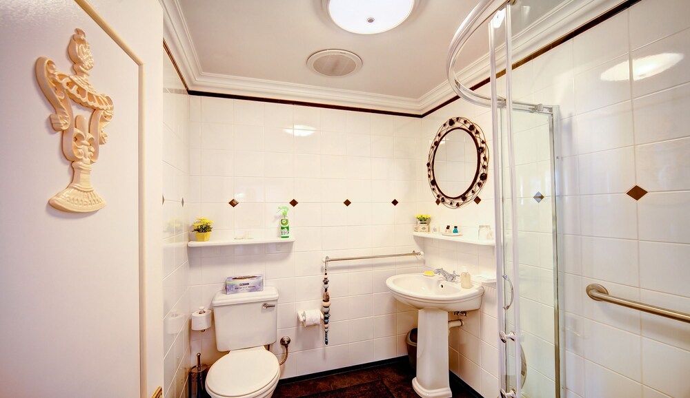 Cheriton Guest House Bed and Breakfast