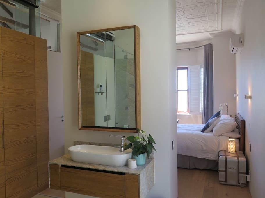 Cheviot Green Point Villa