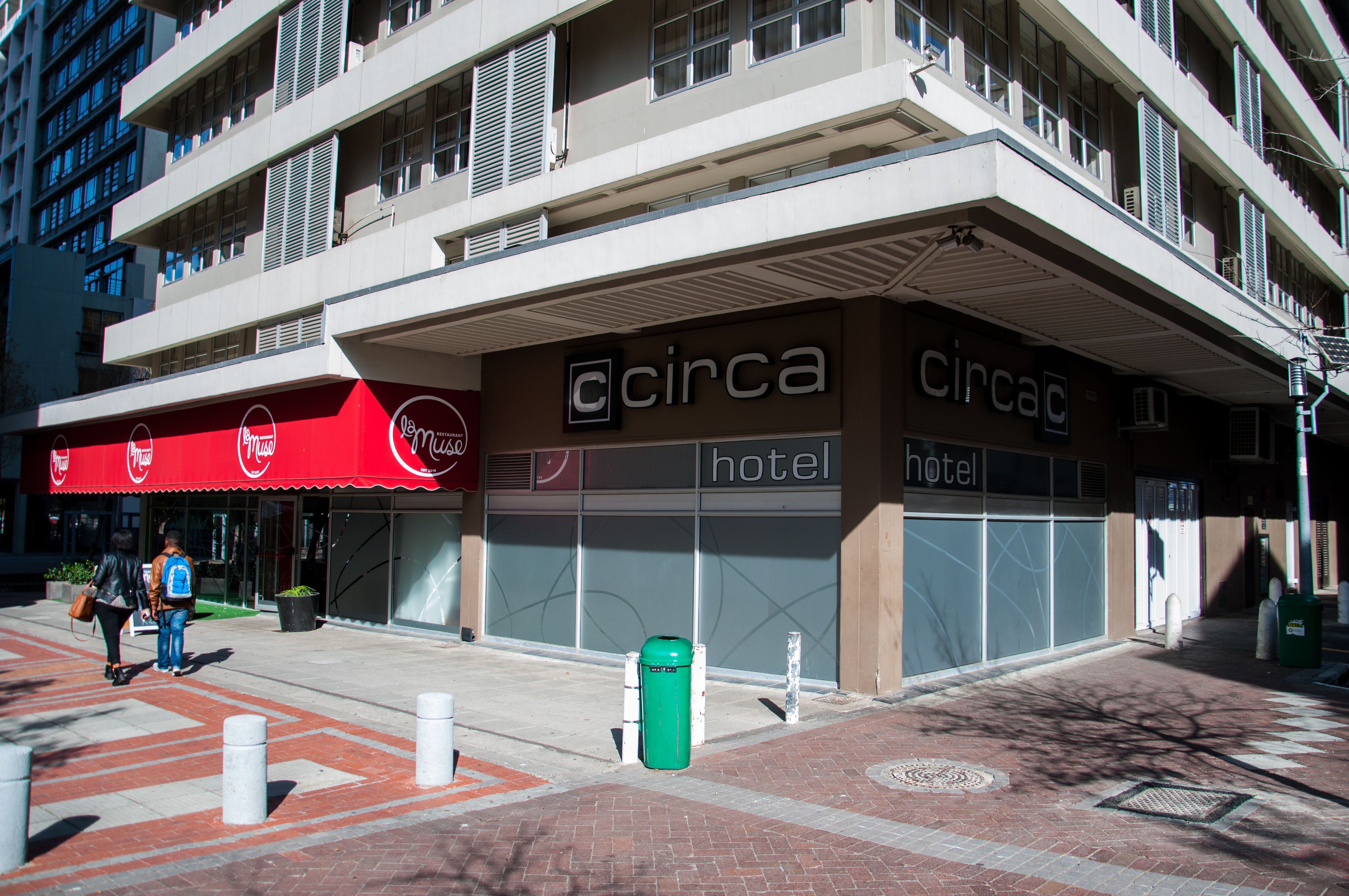 Circa Luxury Apartment Hotel