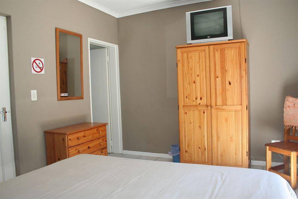 Colors Of Cape Town Lodge