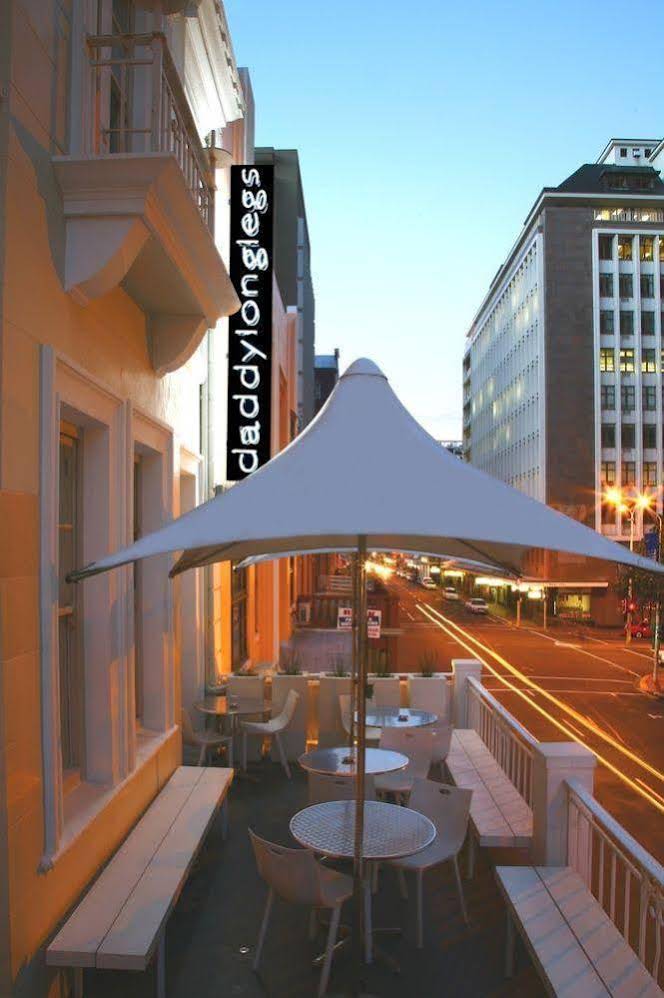 Daddy Long Legs Art-Hotel