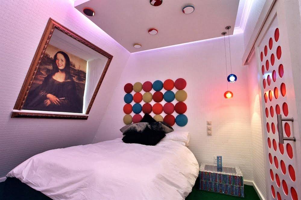 Daddy Long Legs Art-Hotel