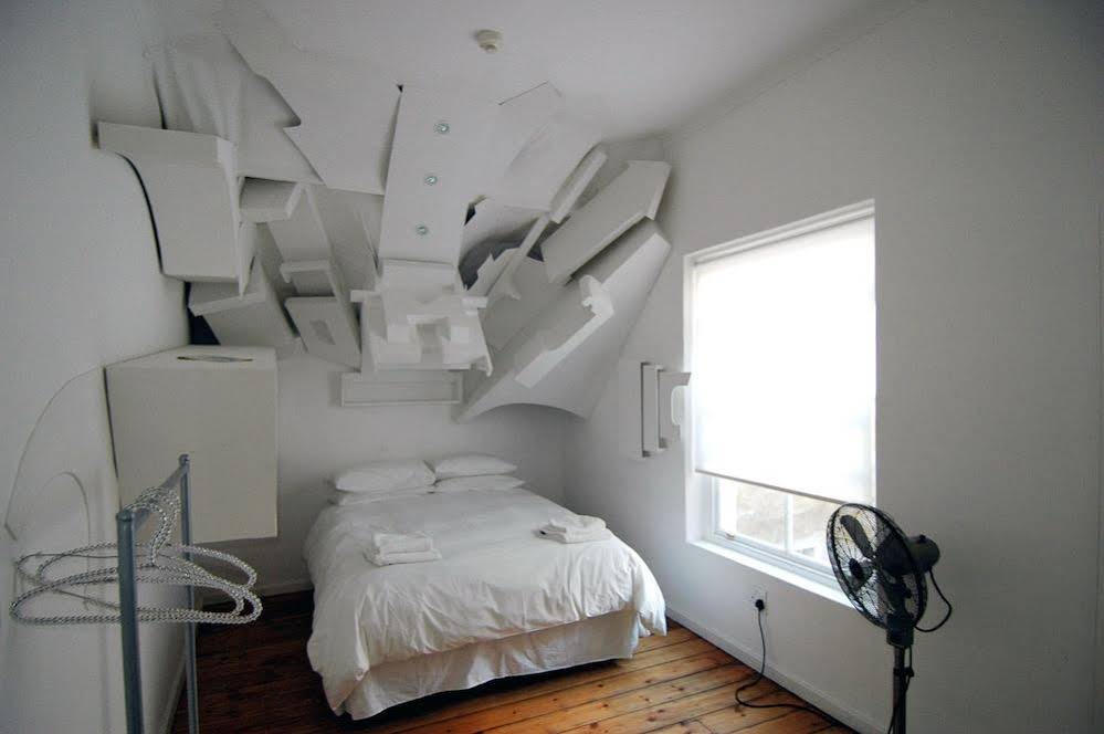 Daddy Long Legs Art-Hotel