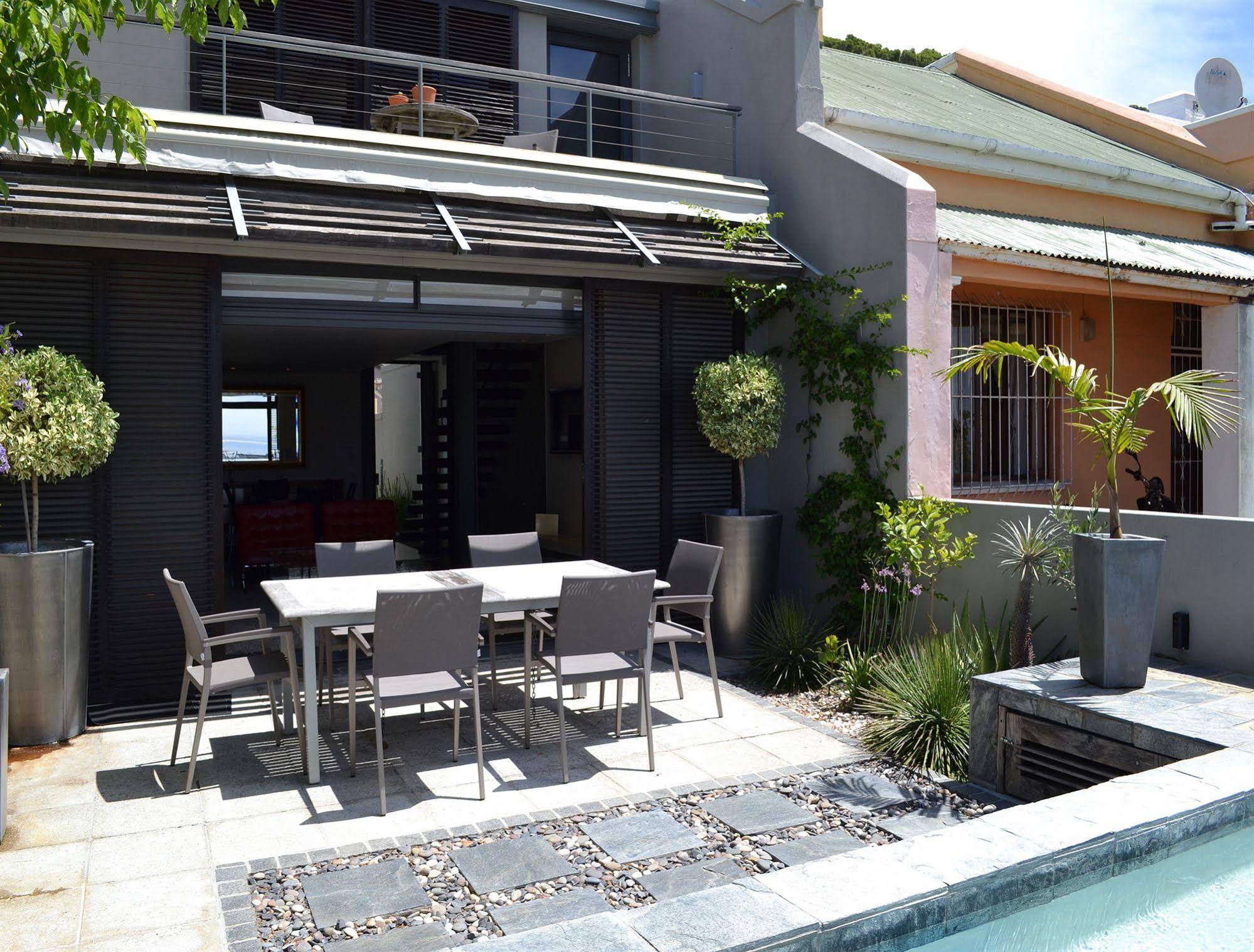 De Waterkant Cottages & Apartments