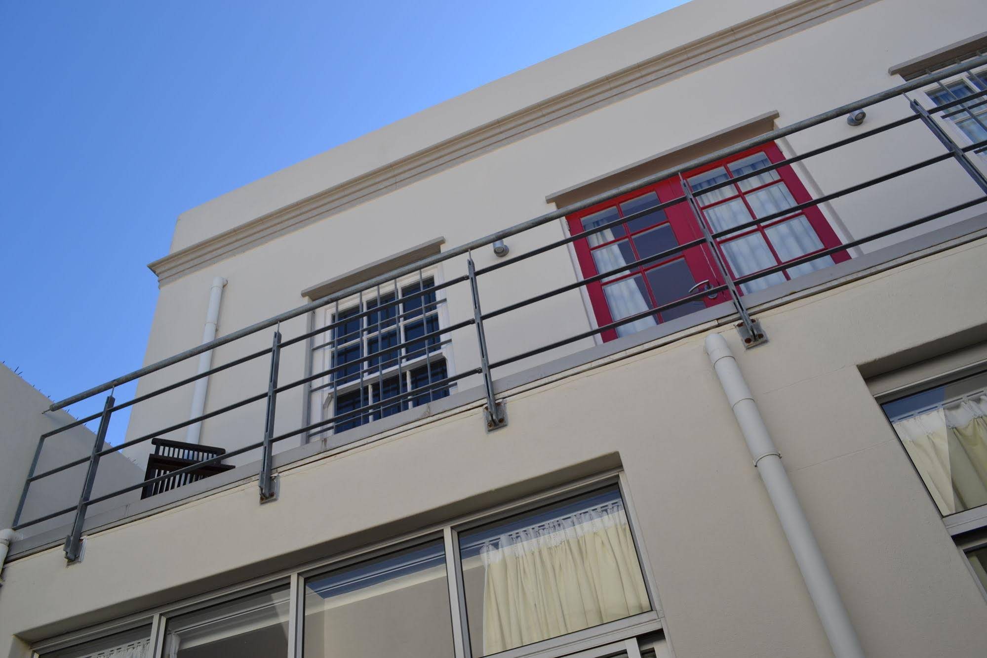 De Waterkant Cottages & Apartments