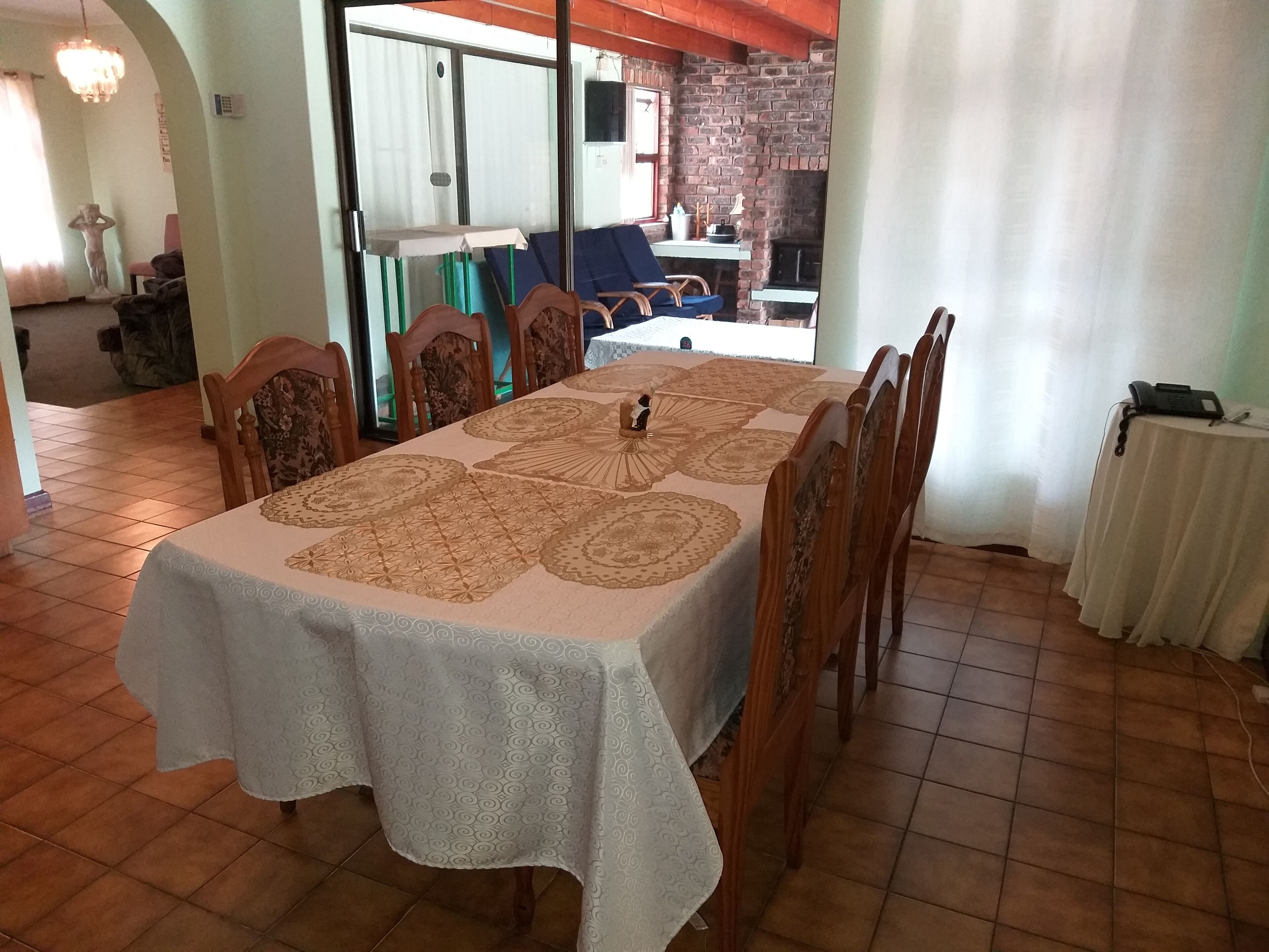 DJ'S B&B