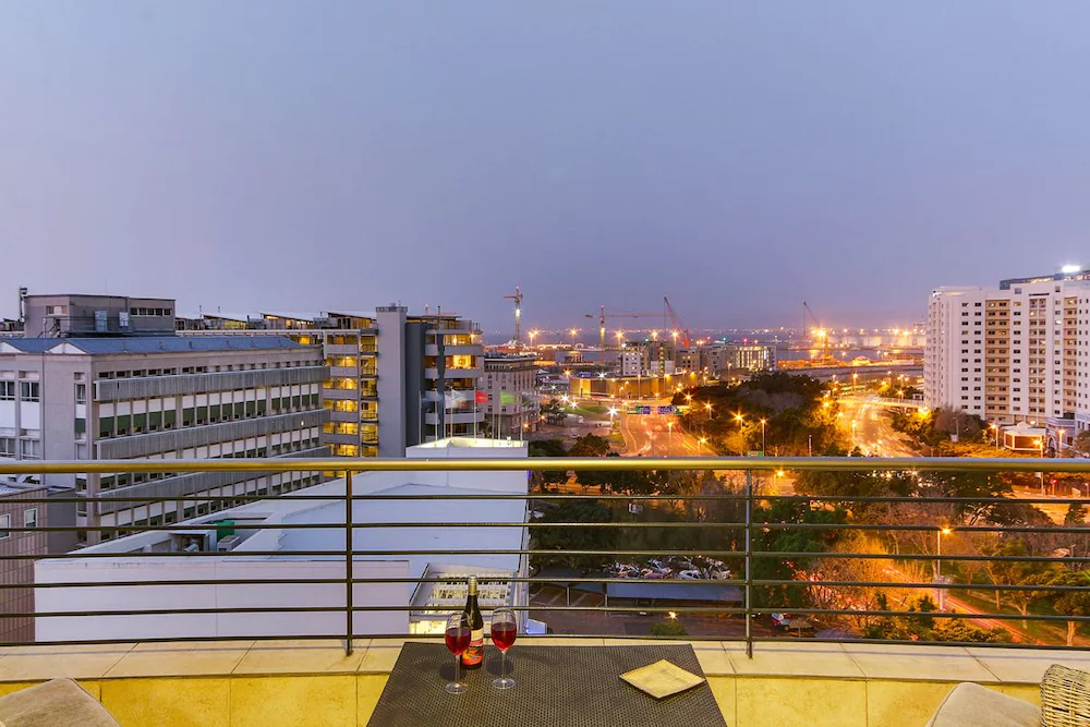 Dockside Apartments