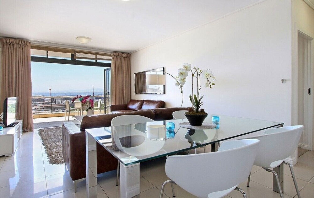 Dockside Apartments