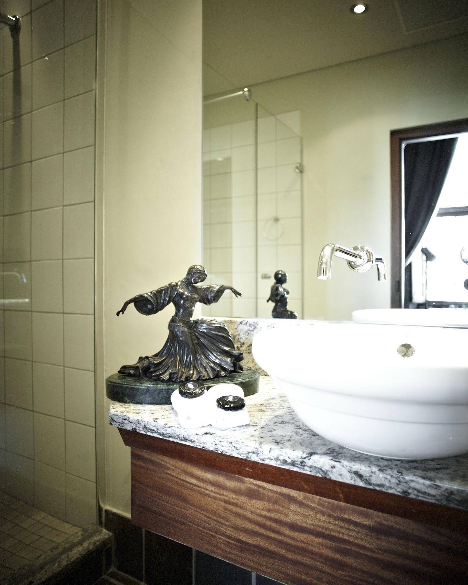 Dutch Manor Antique Hotel