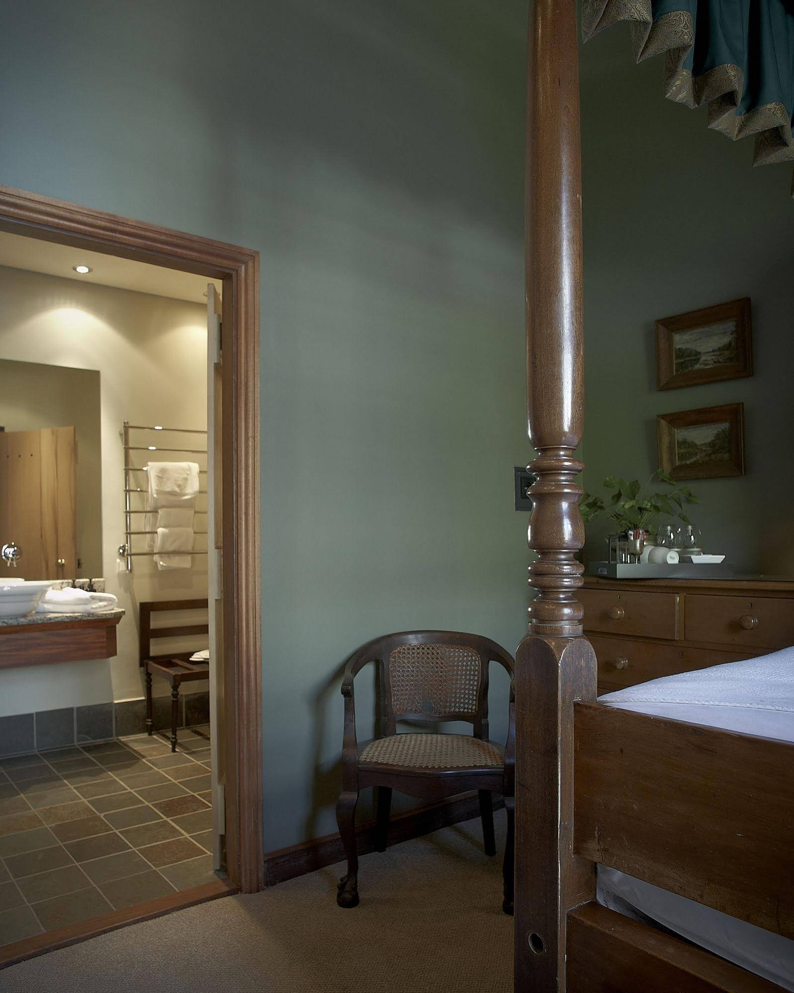 Dutch Manor Antique Hotel