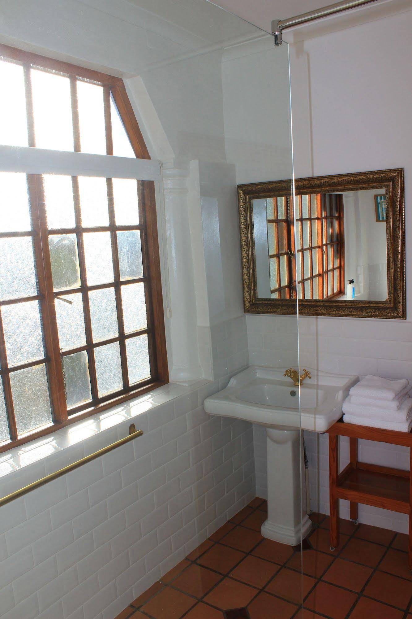 Esperanza Guest House