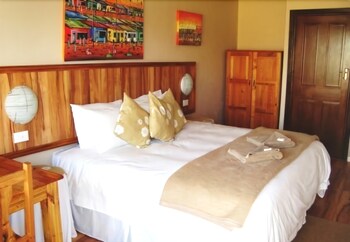 Flintstones Guest House Cape Town