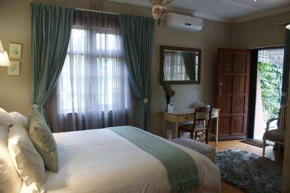 Forest Drive Lodge