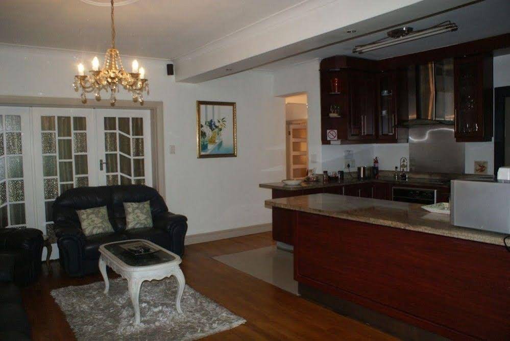 Forest Drive Lodge