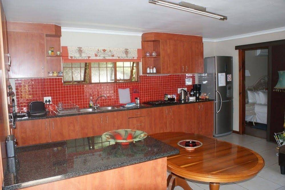 Forest Drive Lodge