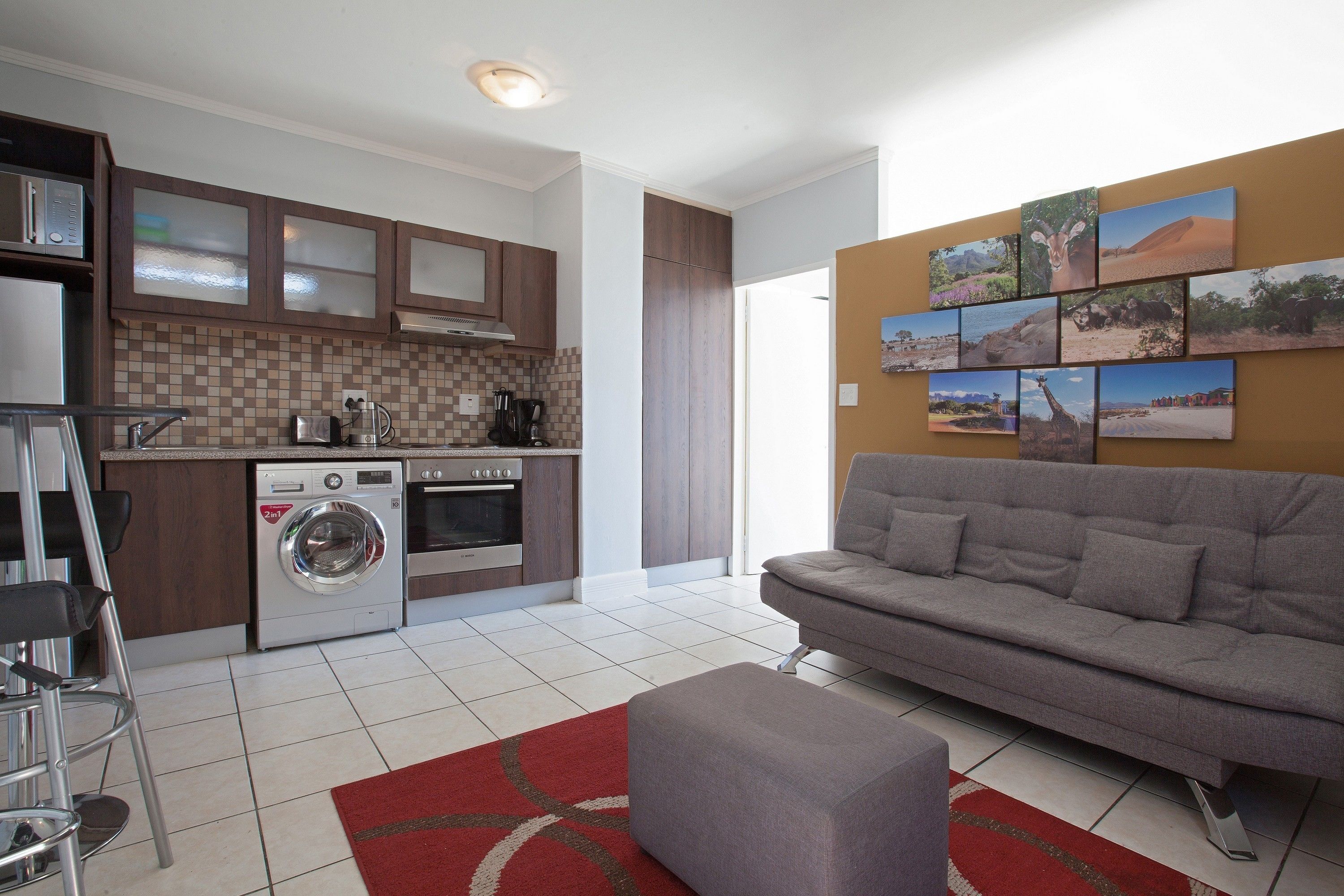 Four Seasons Apartments by CTHA