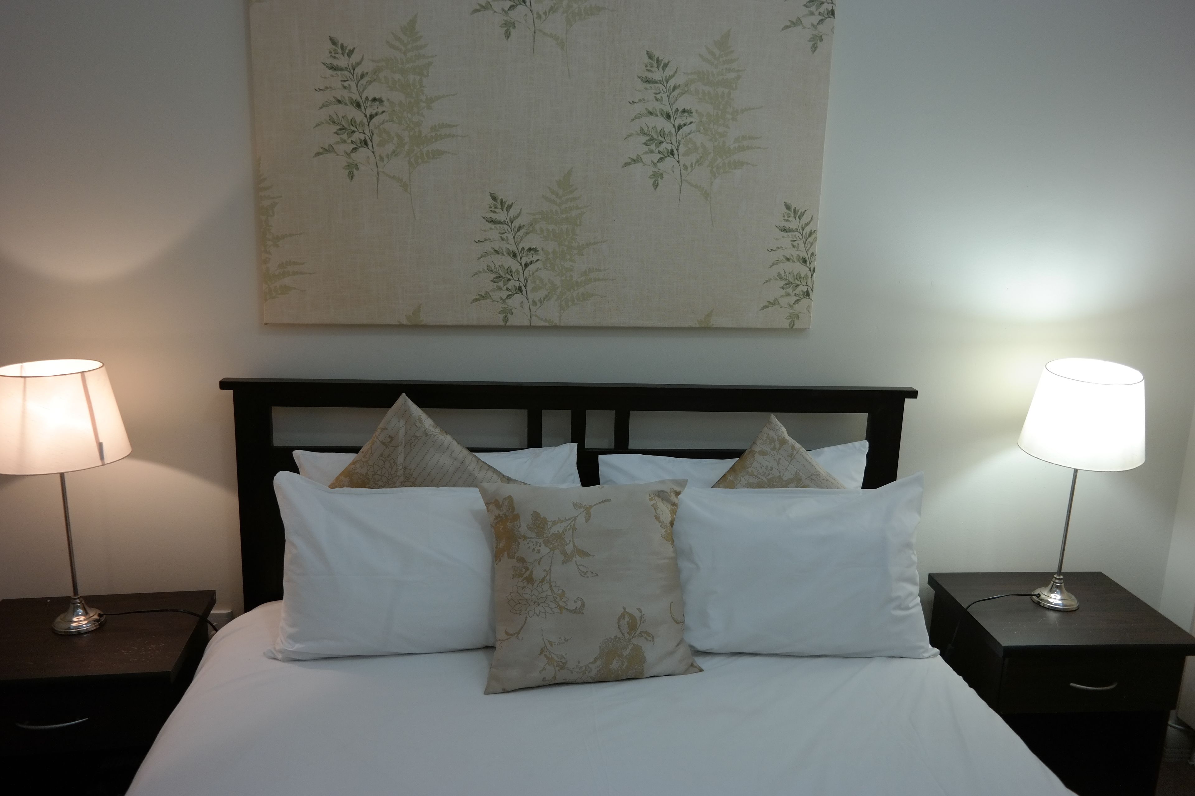 Four Seasons Apartments by CTHA