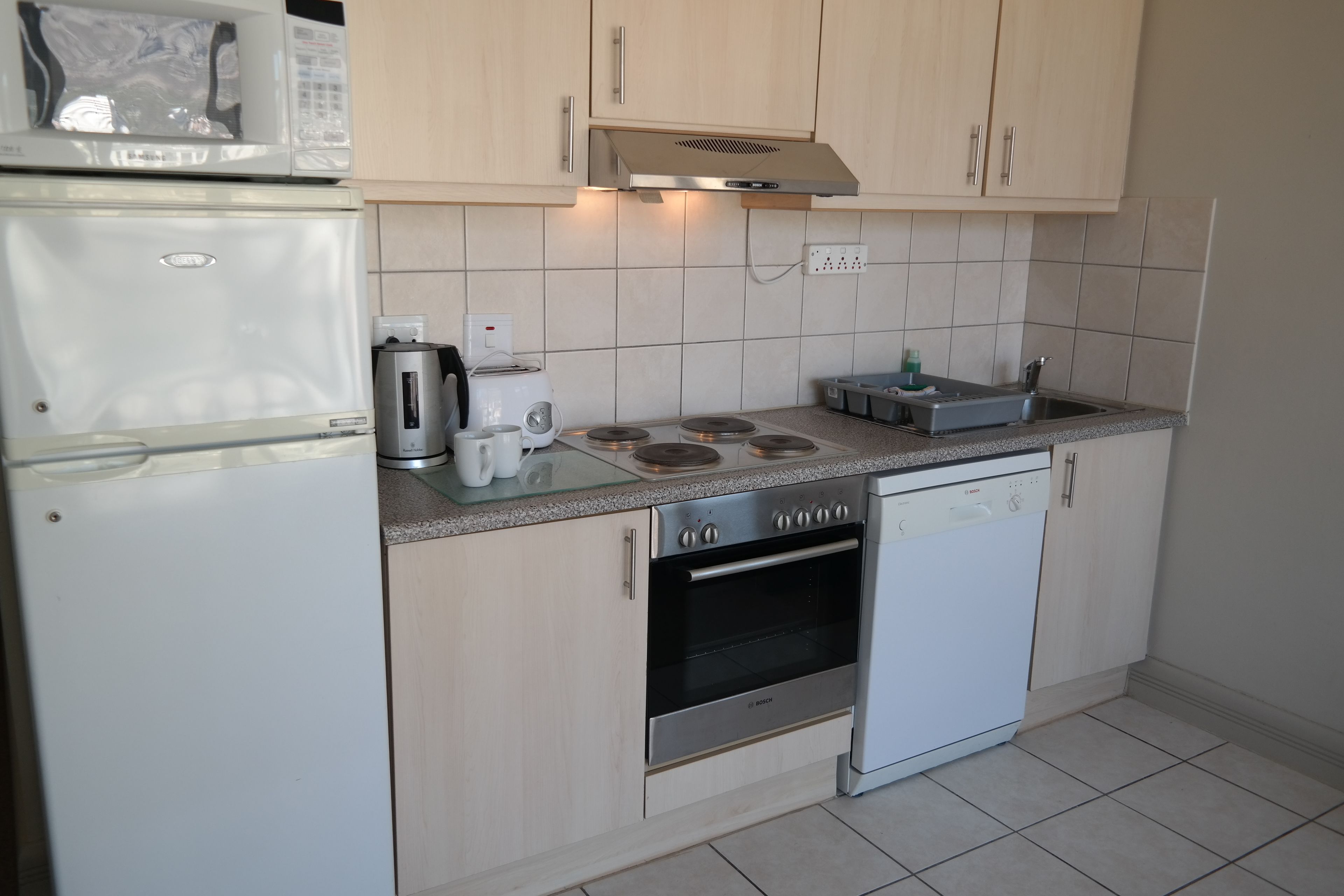 Four Seasons Apartments by CTHA