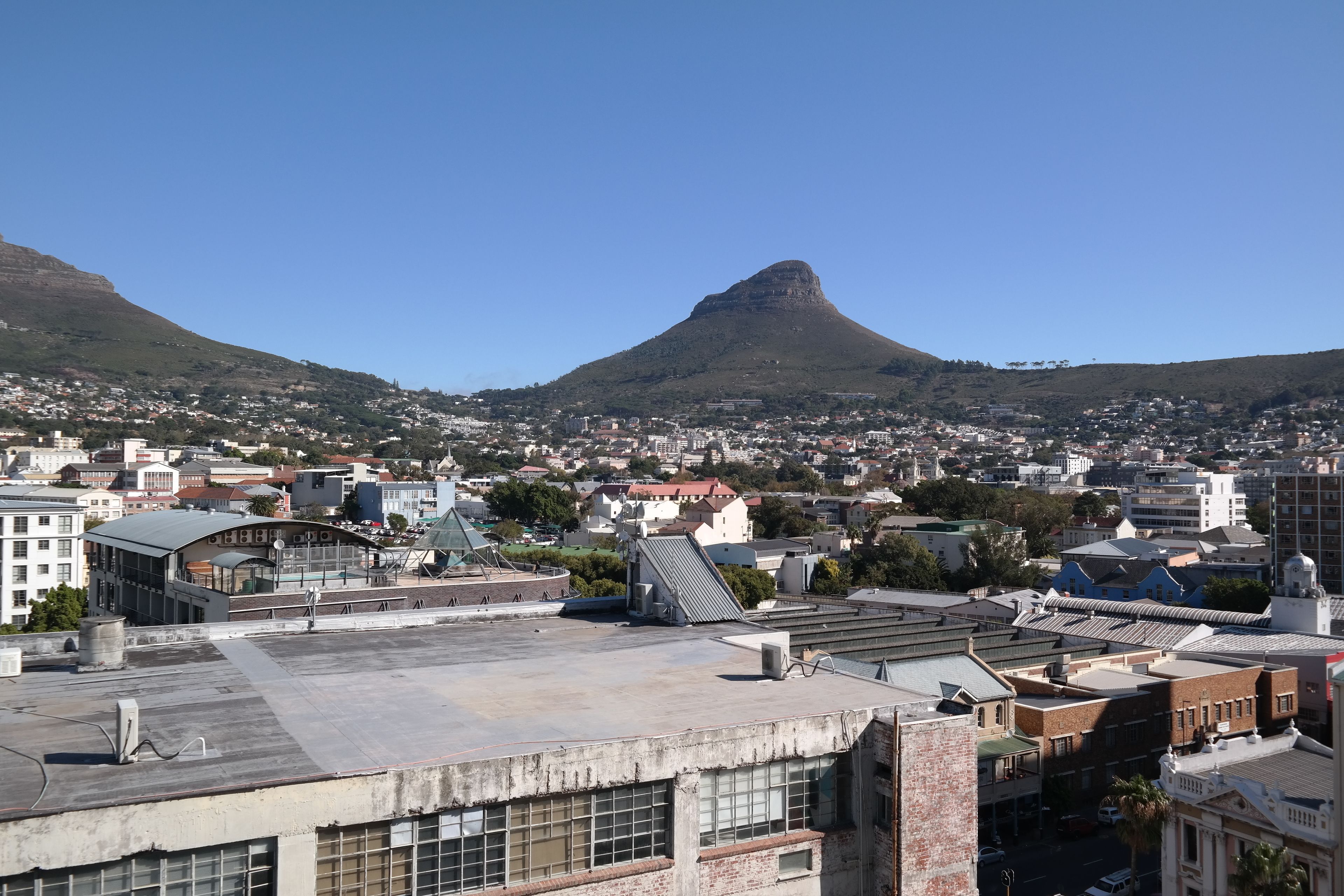 Four Seasons Apartments by CTHA