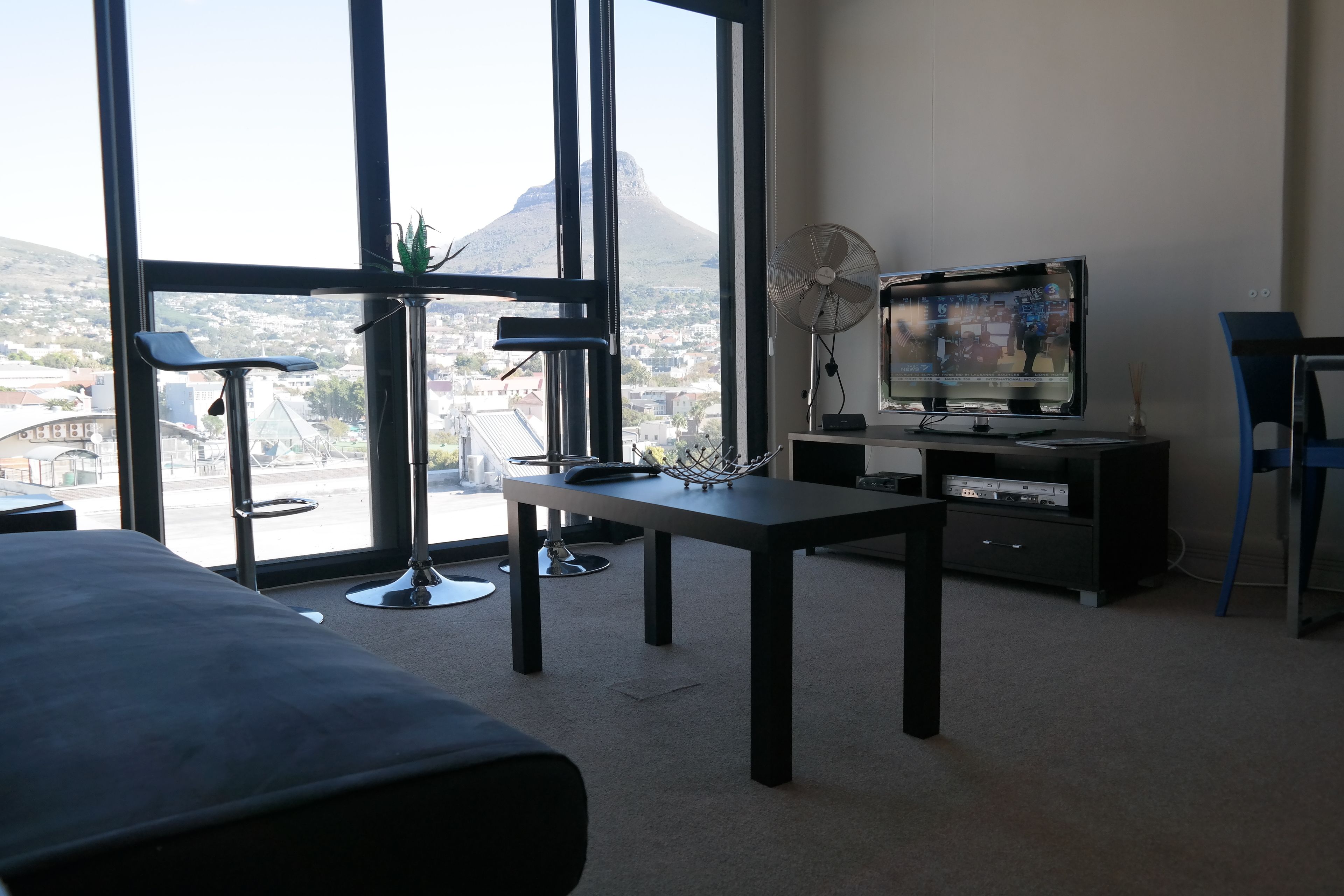 Four Seasons Apartments by CTHA