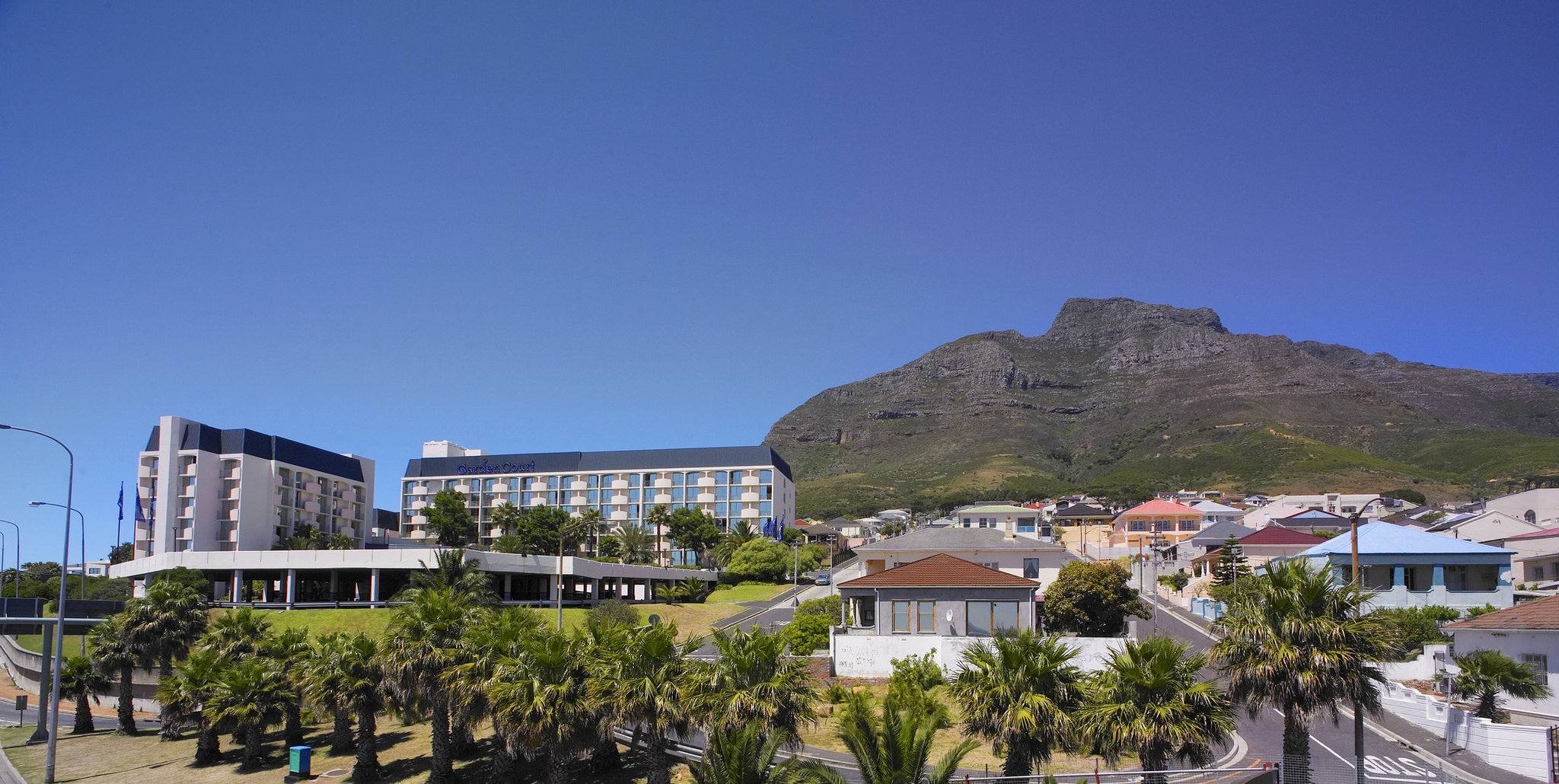 Garden Court Nelson Mandela Boulevard