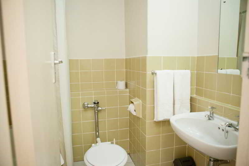 Gardens Centre Holiday Apartments