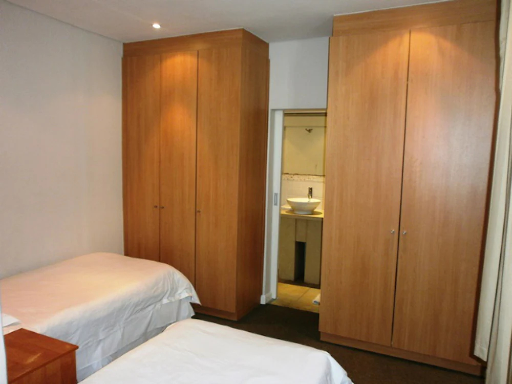 Glaston House 206 Apartment