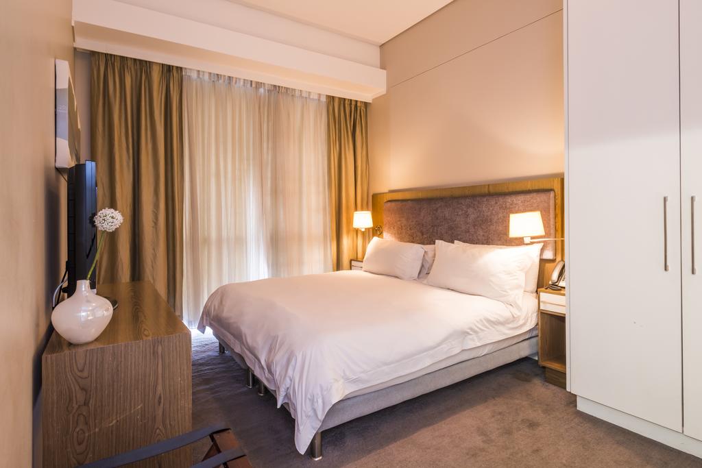 aha Harbour Bridge Hotel & Suites