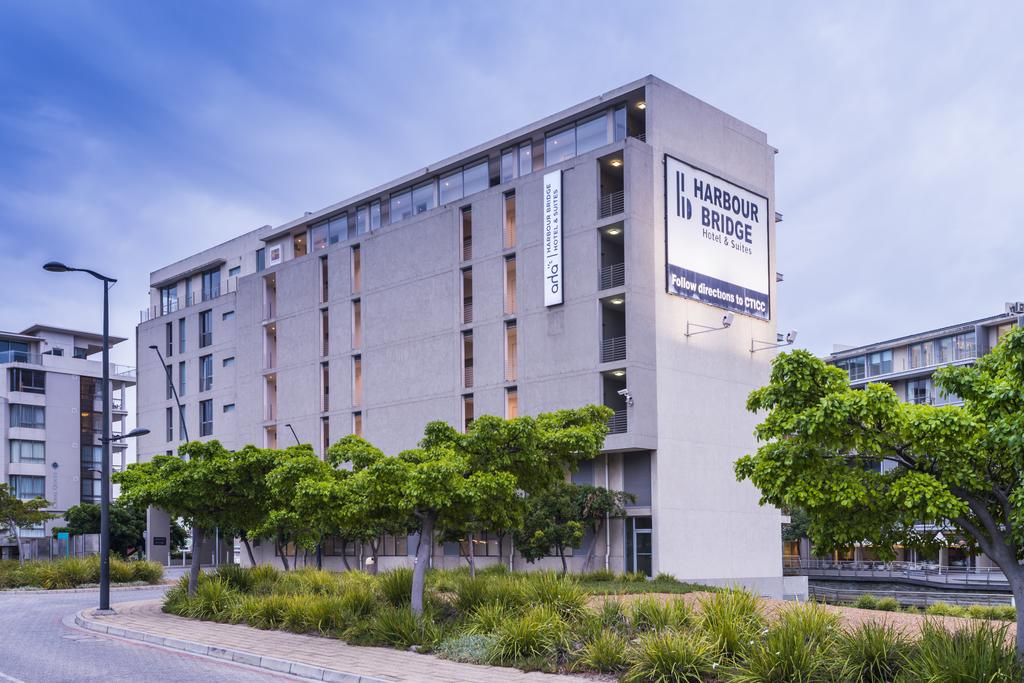 aha Harbour Bridge Hotel & Suites