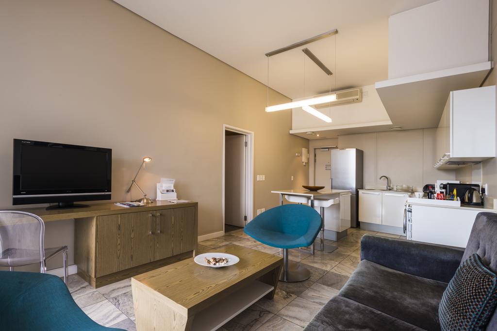 aha Harbour Bridge Hotel & Suites