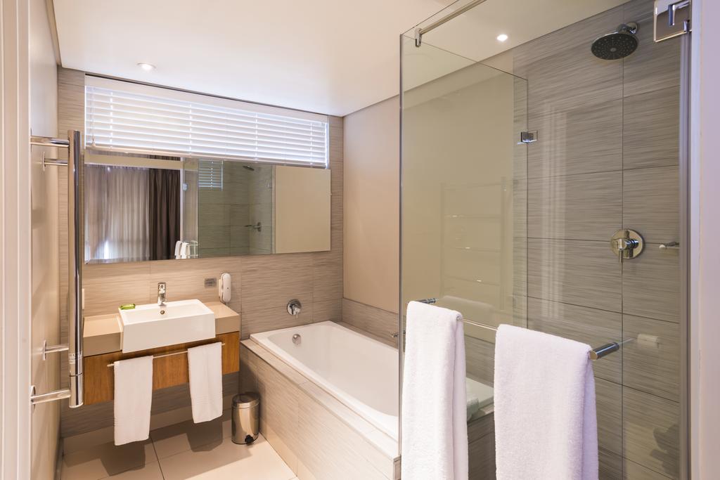 aha Harbour Bridge Hotel & Suites