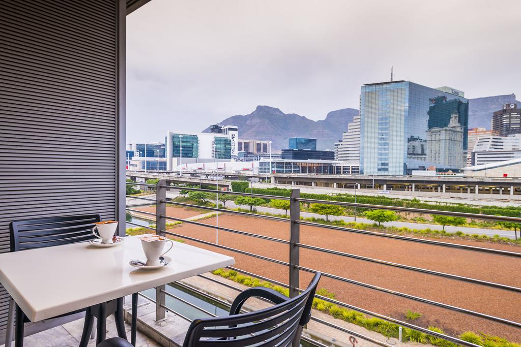 aha Harbour Bridge Hotel & Suites