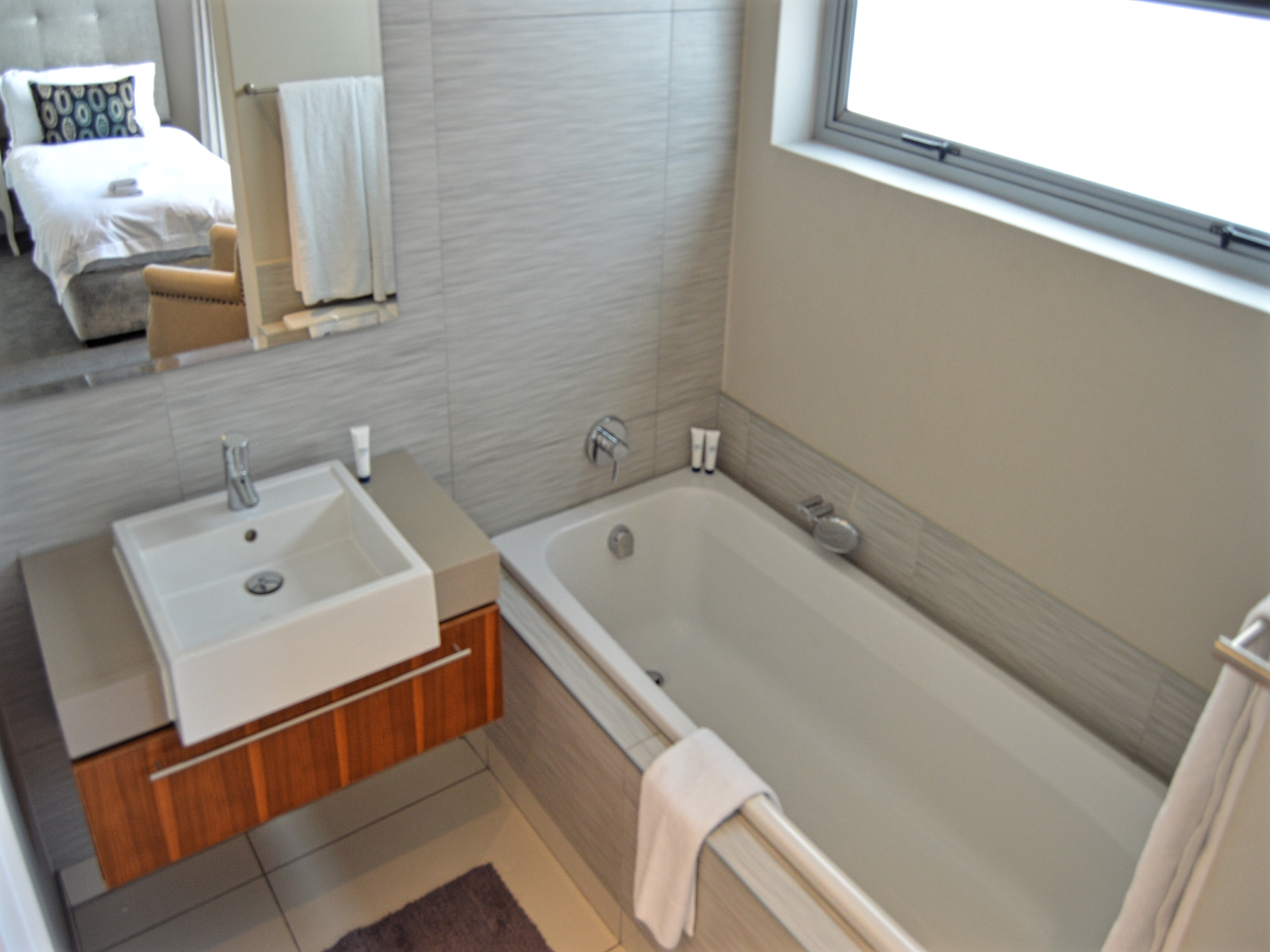 aha Harbour Bridge Hotel & Suites by Home From Home