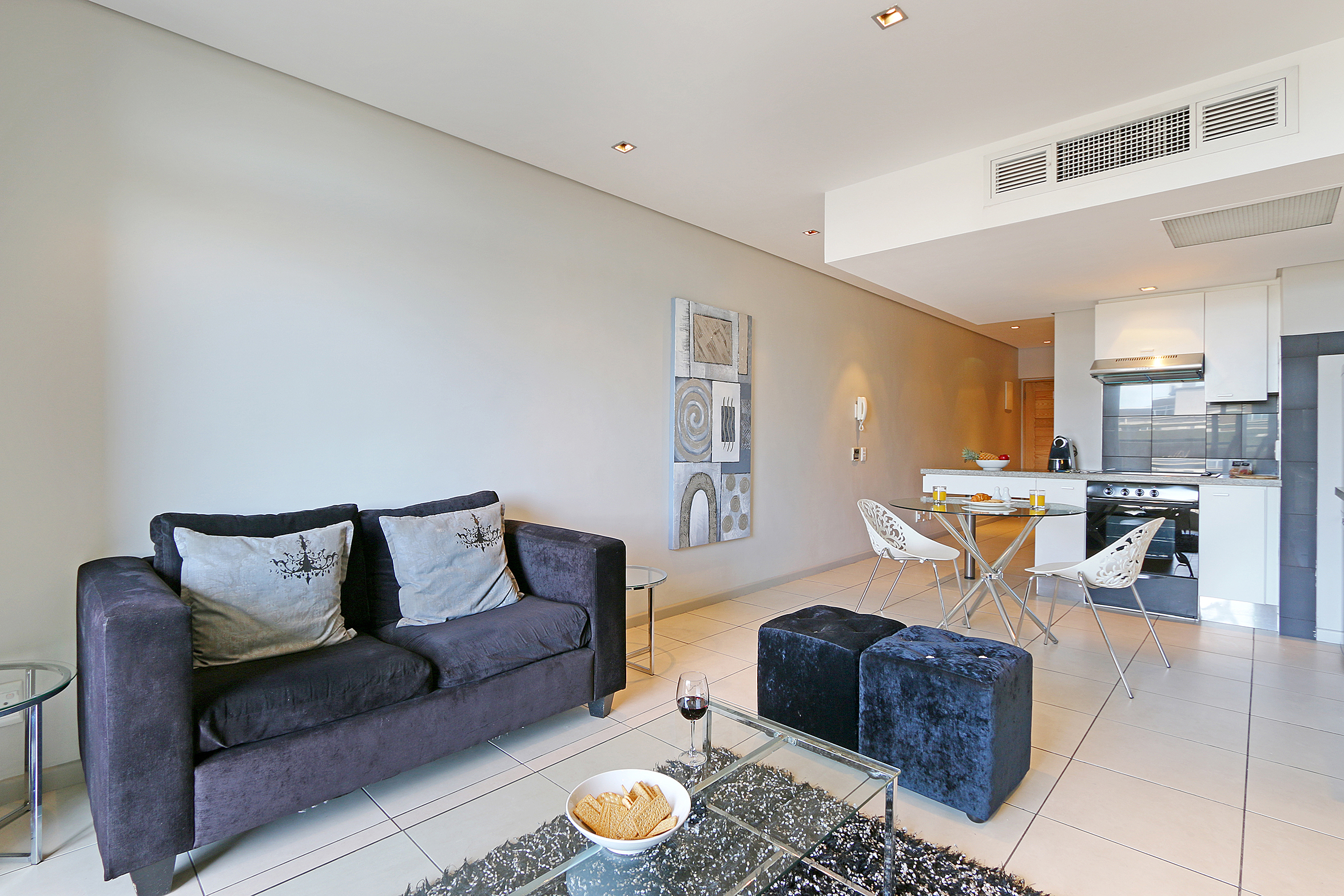 Harbour Edge by Totalstay