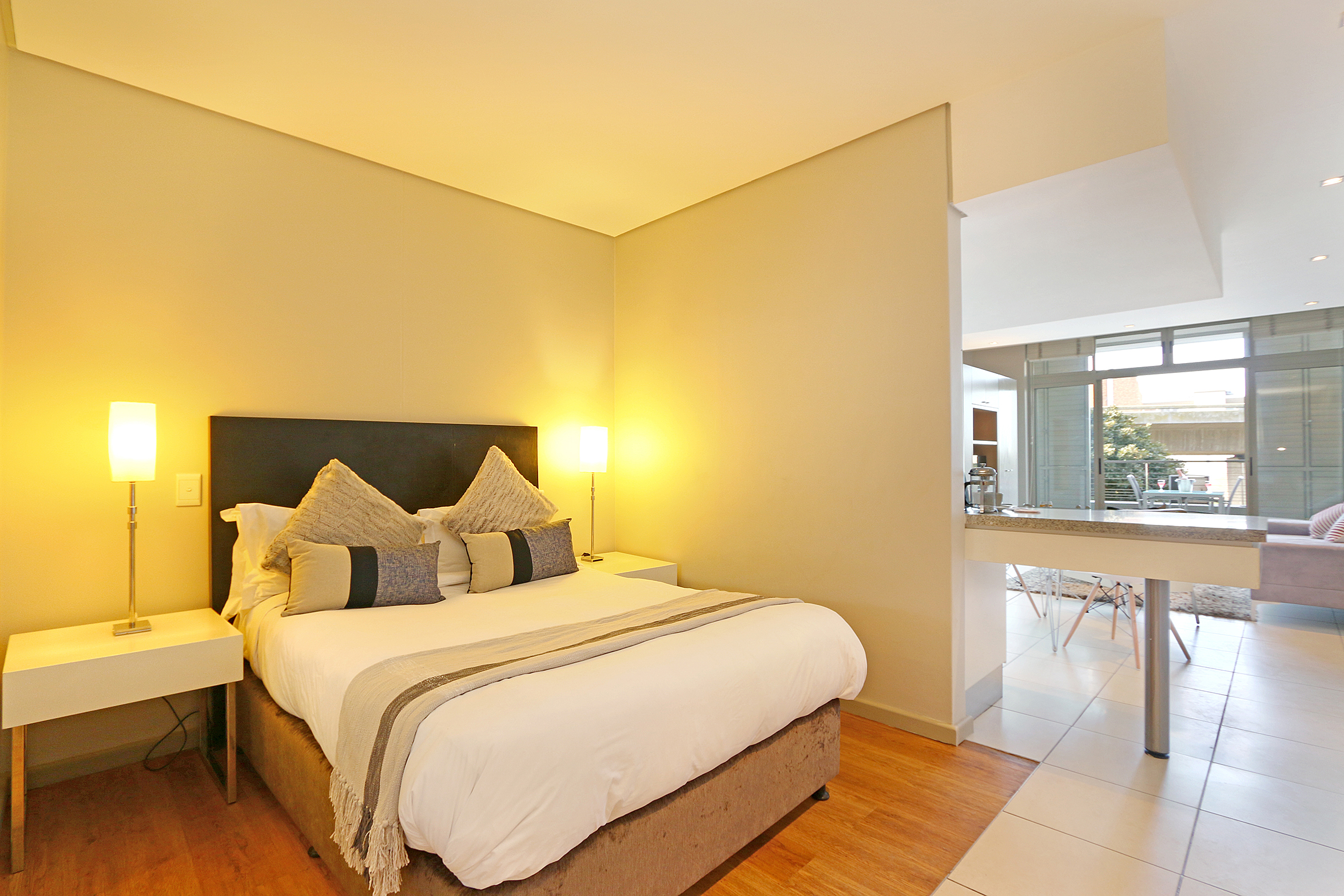 Harbour Edge by Totalstay