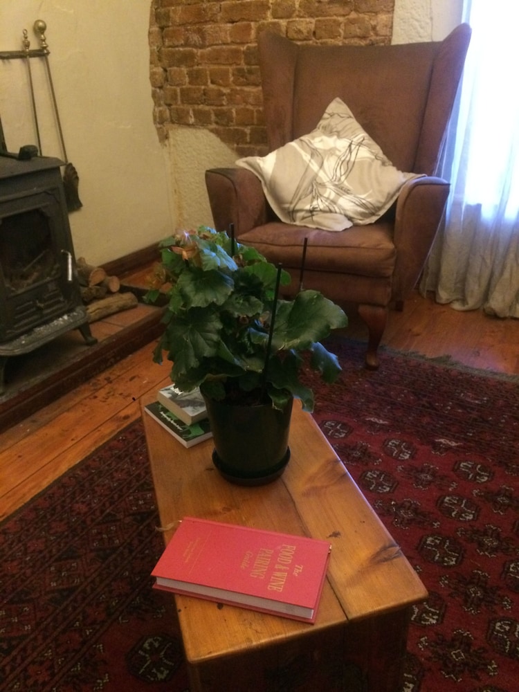 Harfield Guest Villa