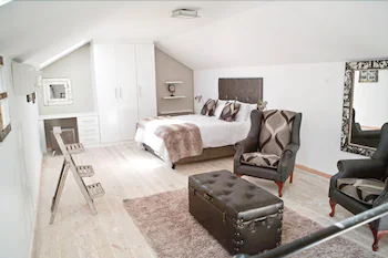 Heritage Square Apartments