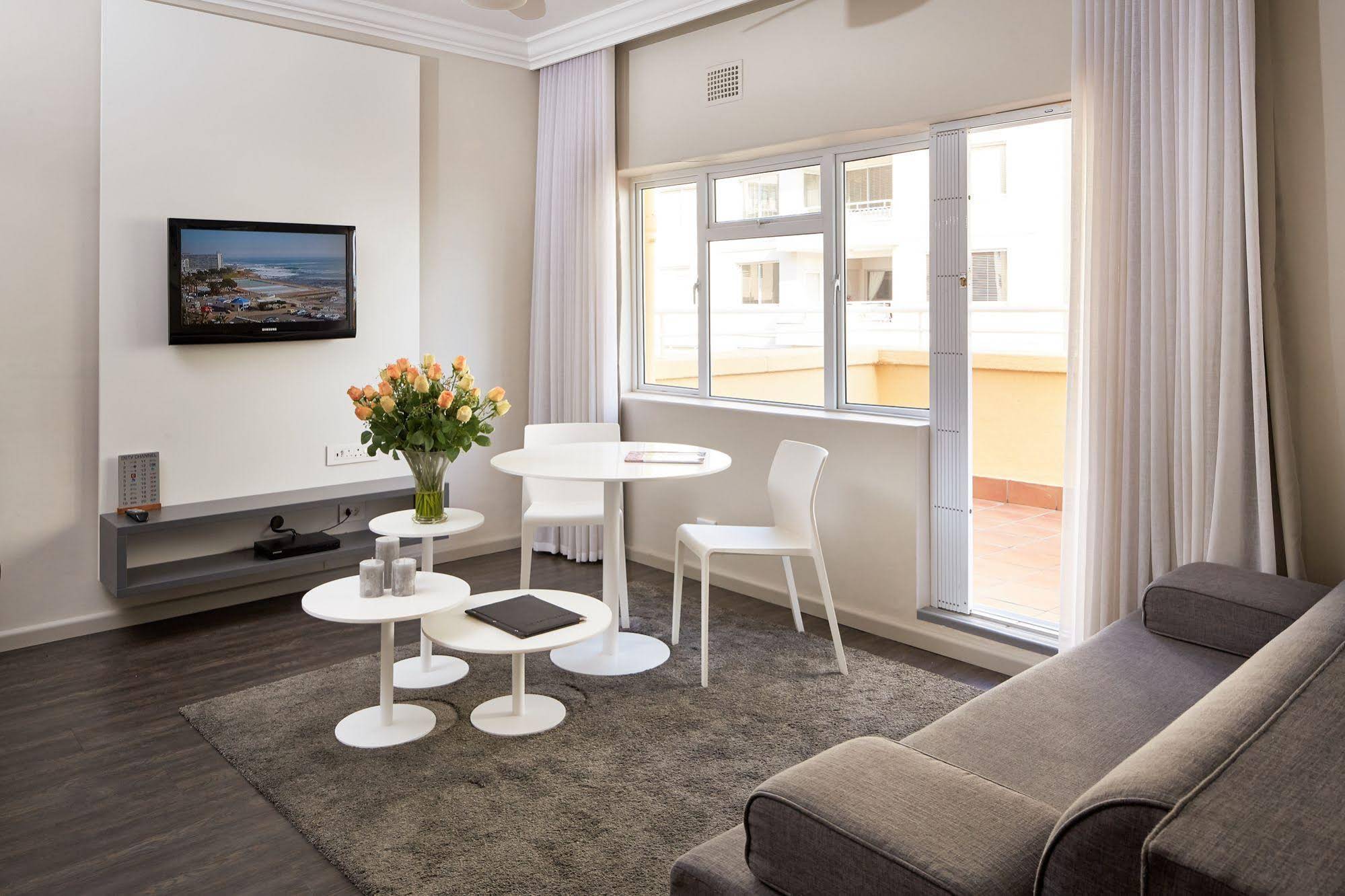Hotel Riviera