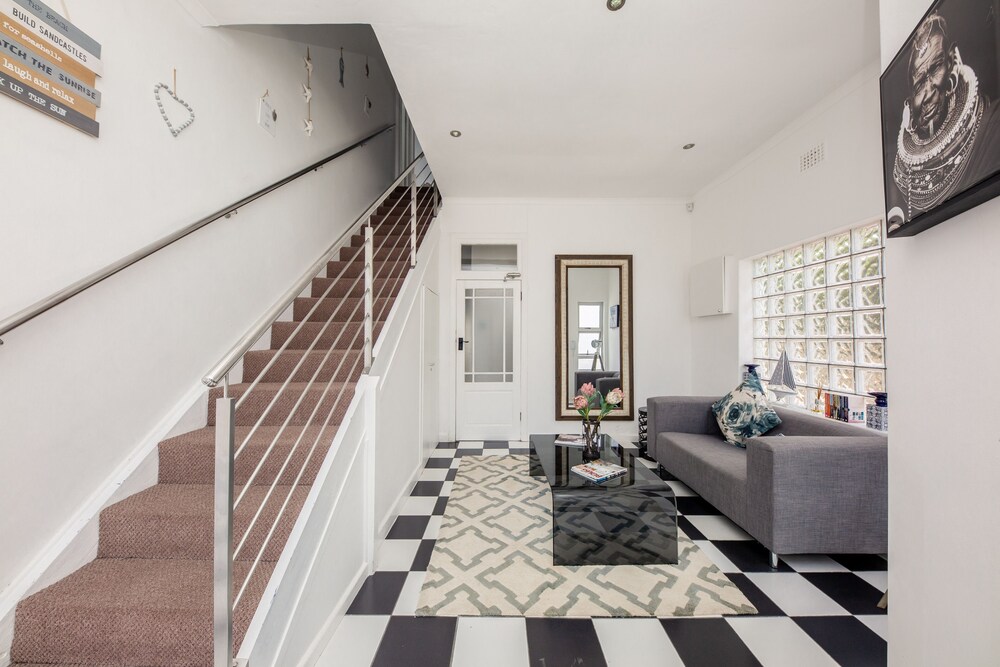 Indigo Bay - The Villa